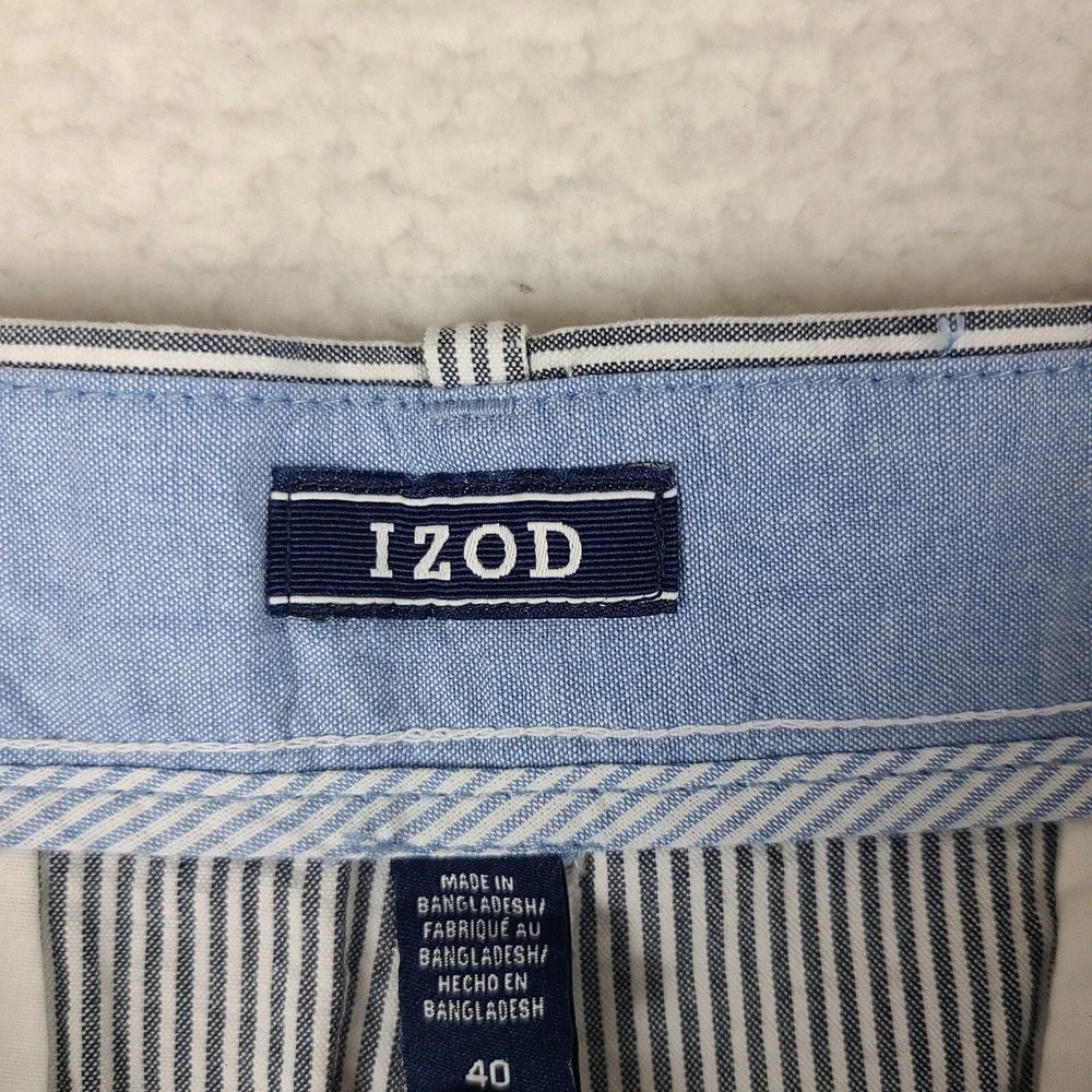 IZOD Shorts Mens 40 Blue Striped 9